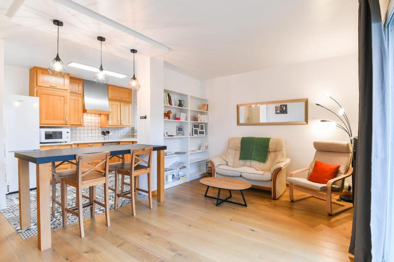 Nice Apartment With Balcony Very Close To The City Center Annecy Exterior foto