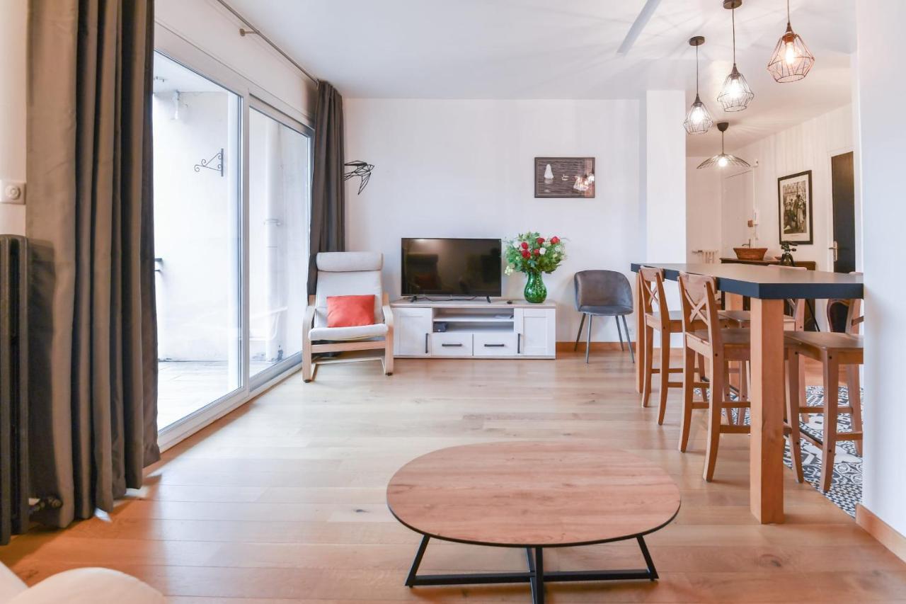 Nice Apartment With Balcony Very Close To The City Center Annecy Exterior foto
